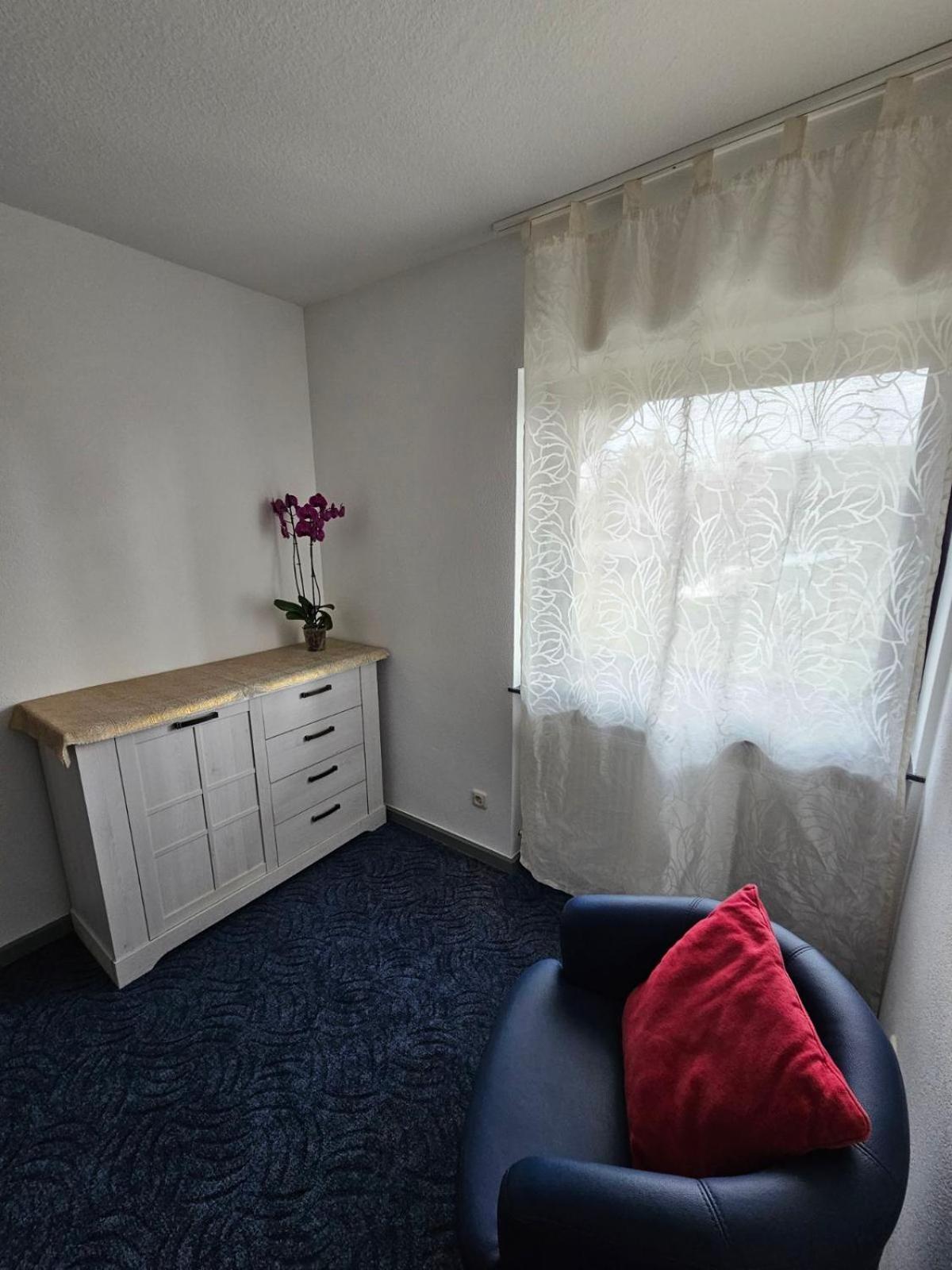 Kompfort Business Apartment Вертгейм Экстерьер фото