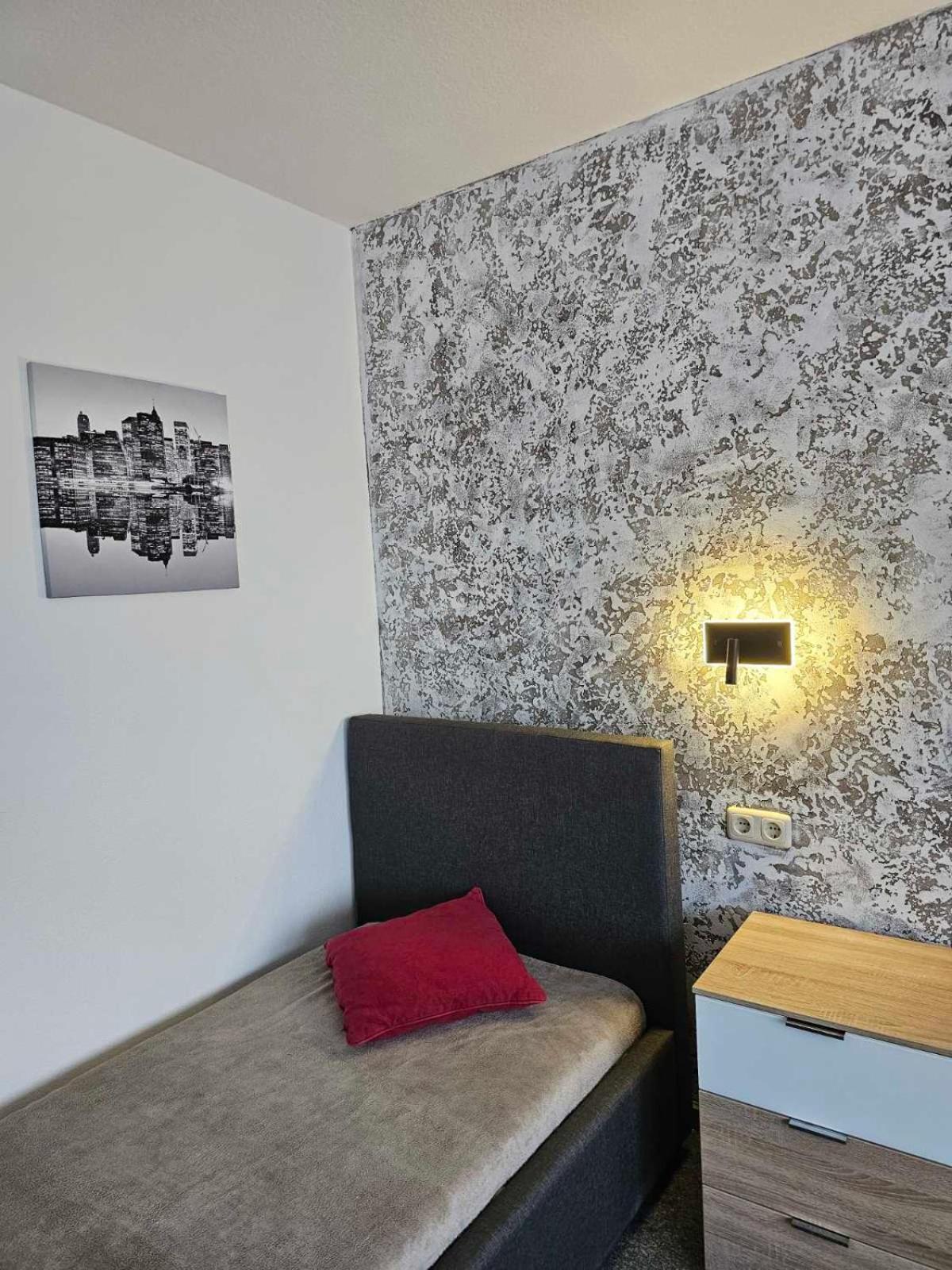Kompfort Business Apartment Вертгейм Экстерьер фото